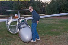 securing the Blanik glider