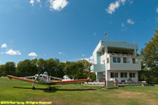 FBO and towplane